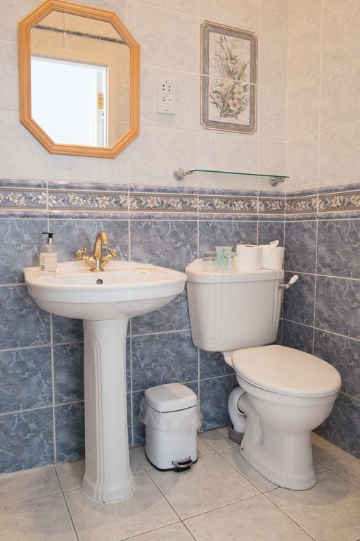 Maranatha Country House Blarney Room photo