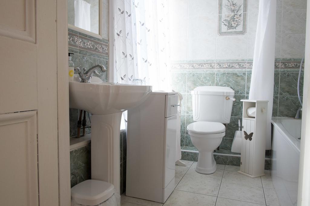 Maranatha Country House Blarney Room photo